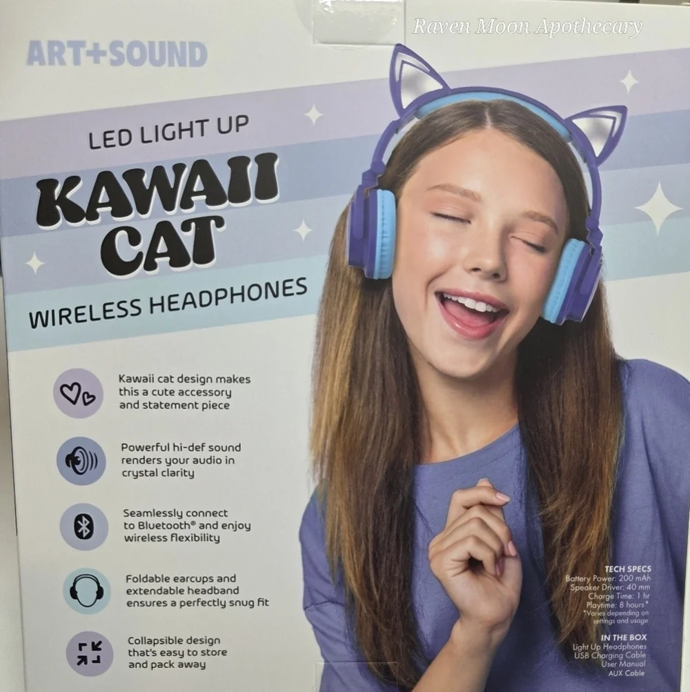 NWOT Kawaii Cat LED Light Up Wireless Headphones - Blue and Purple